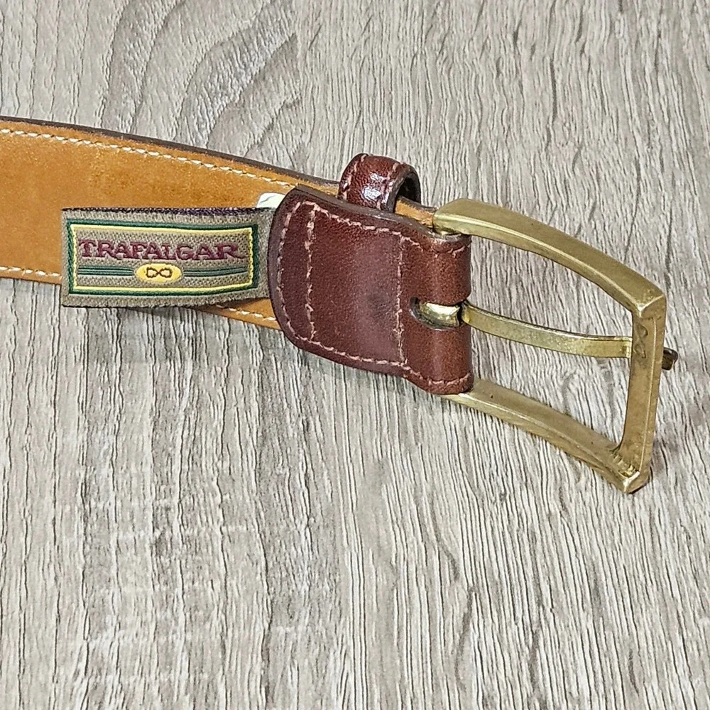 Trafalgar Mens Cortina Brown Leather Dress Belt 36 Made in USA Brass Buckle